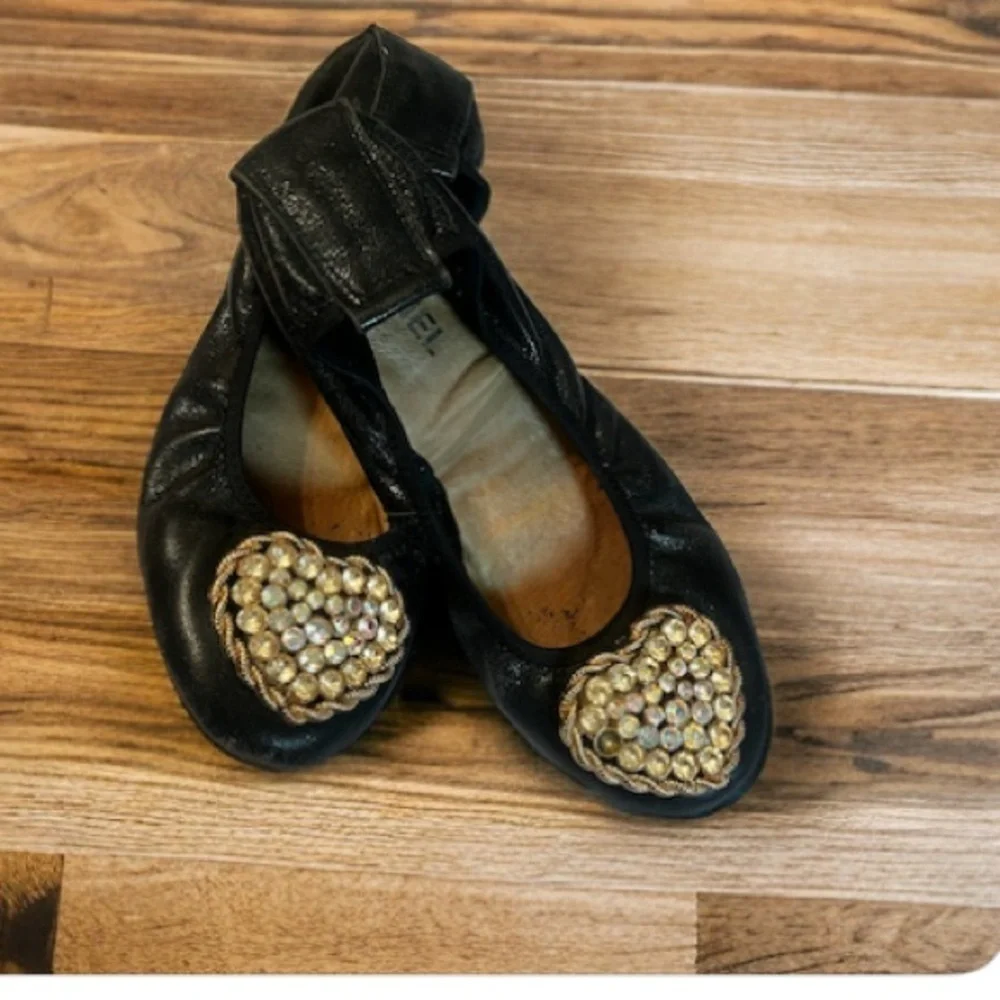 Chanel Black/Gold Leather Camellia Sz 39 EUR 9 US Beaded Scrunch Ballet Flat